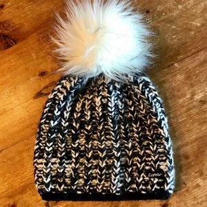 Eisbar Ski Hat with A Pompom Poof